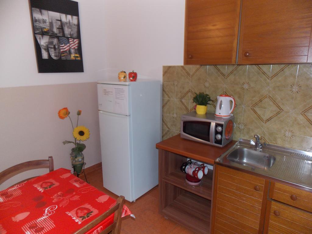 Apartmani Adriatic Ana Novalja Extérieur photo