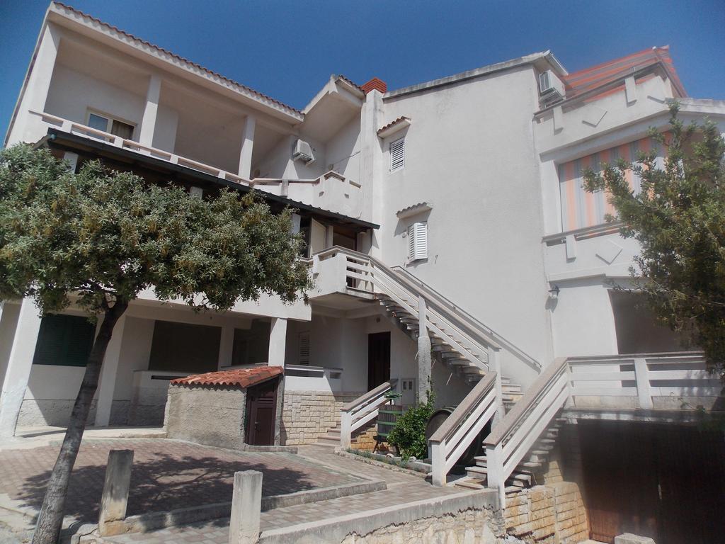 Apartmani Adriatic Ana Novalja Extérieur photo