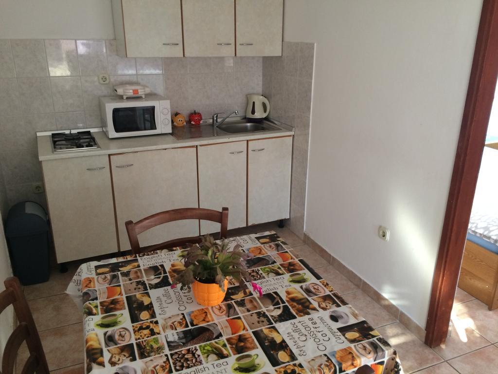 Apartmani Adriatic Ana Novalja Extérieur photo