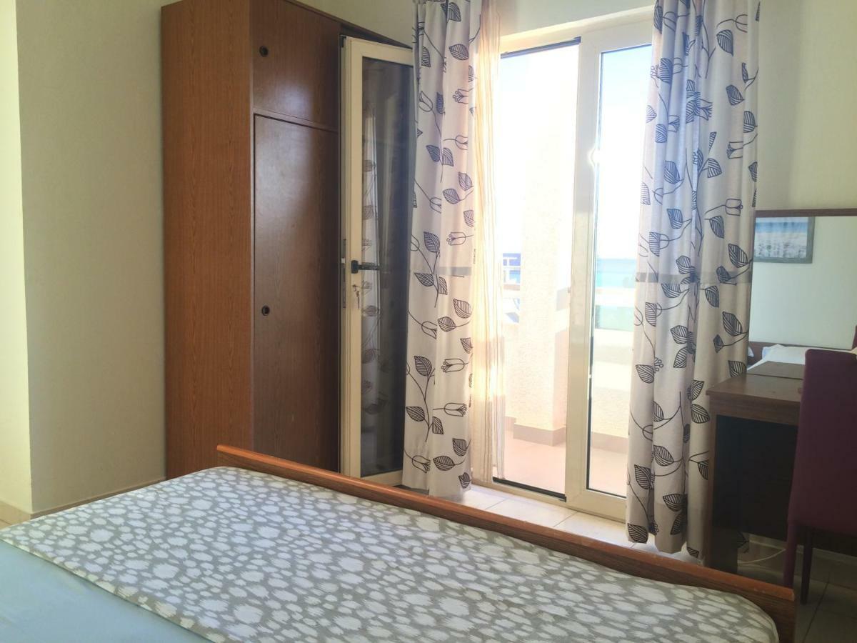 Apartmani Adriatic Ana Novalja Extérieur photo